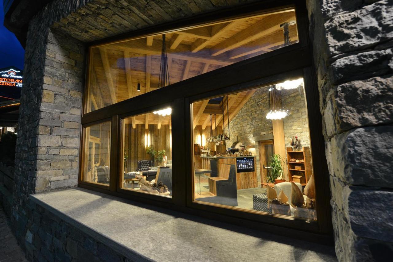 Hotel Maison Saint Jean Courmayeur Bagian luar foto