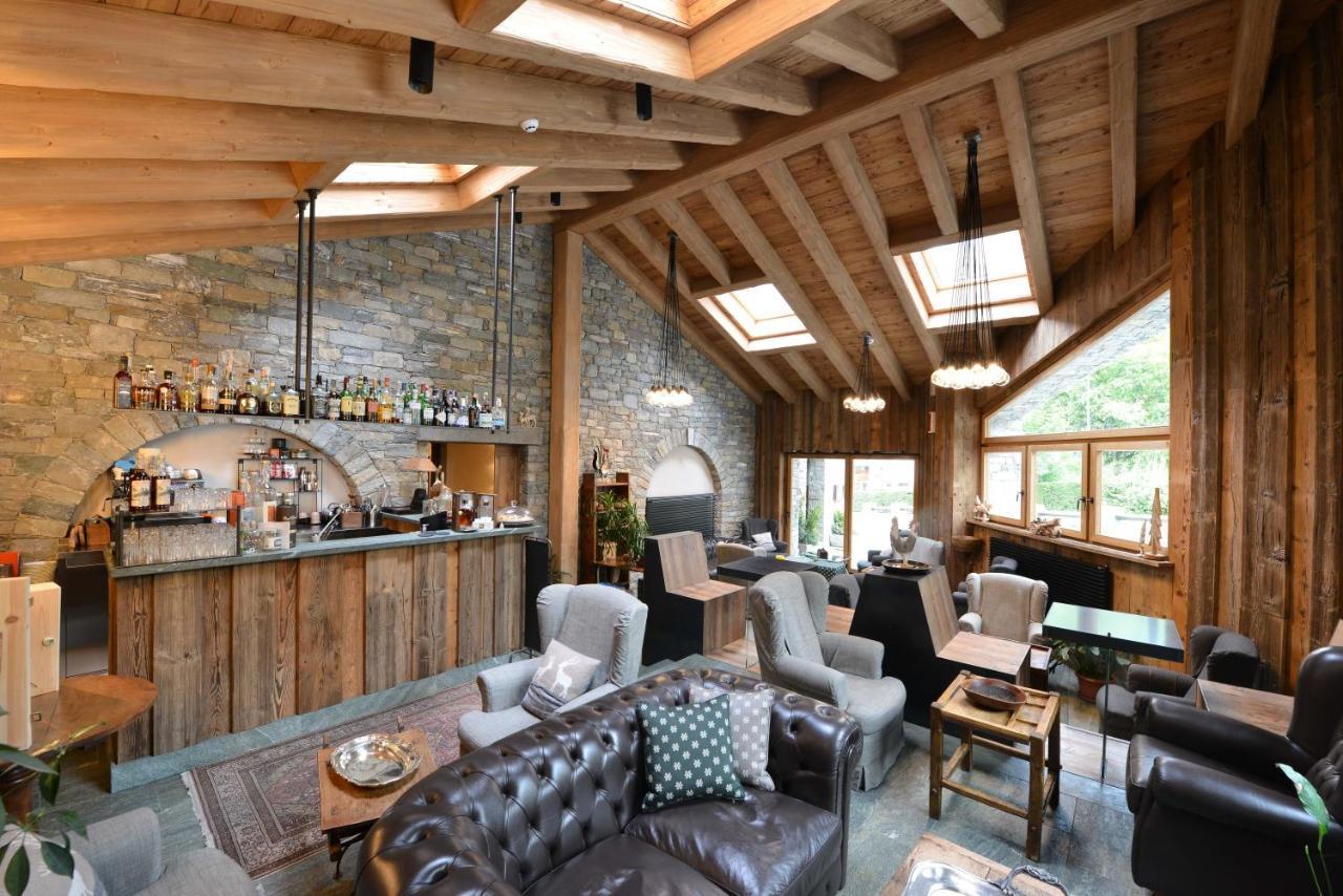 Hotel Maison Saint Jean Courmayeur Bagian luar foto