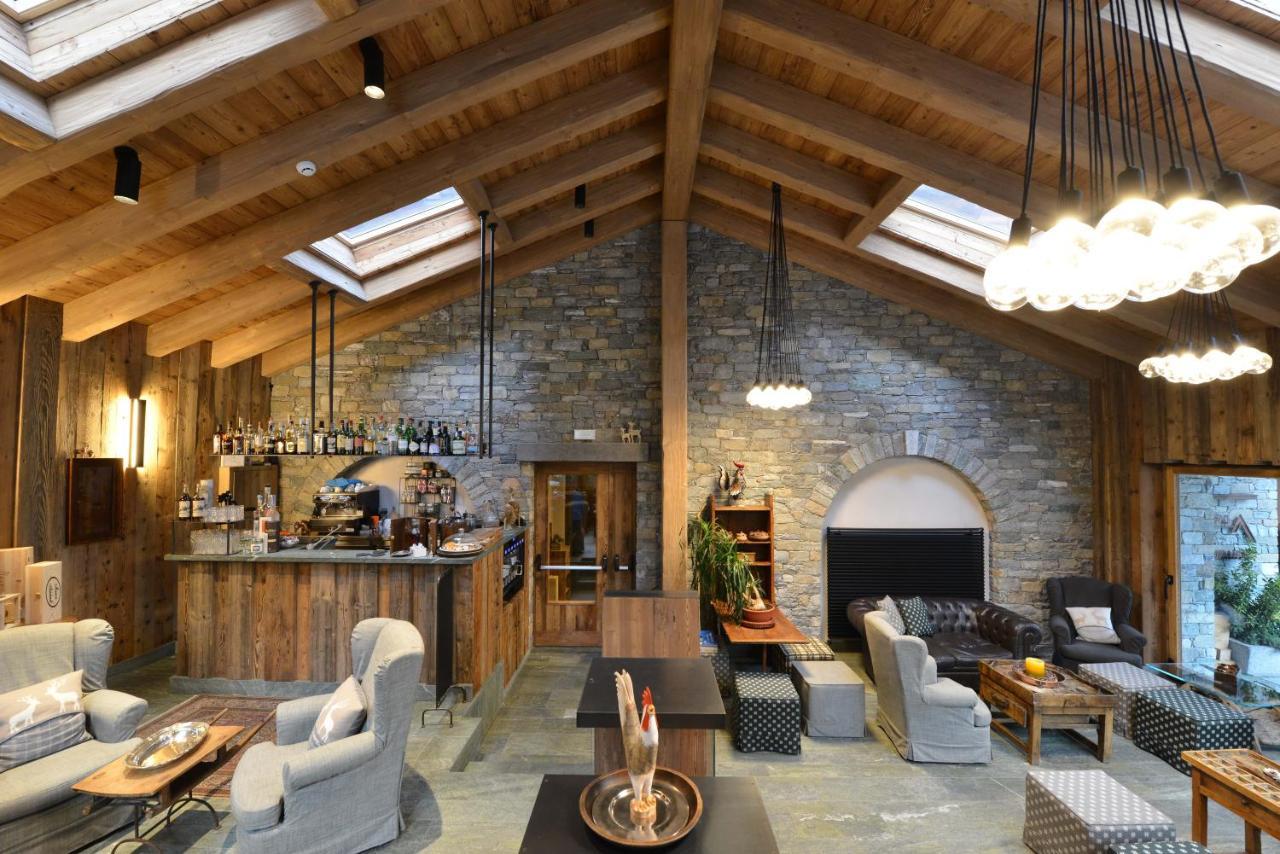Hotel Maison Saint Jean Courmayeur Bagian luar foto