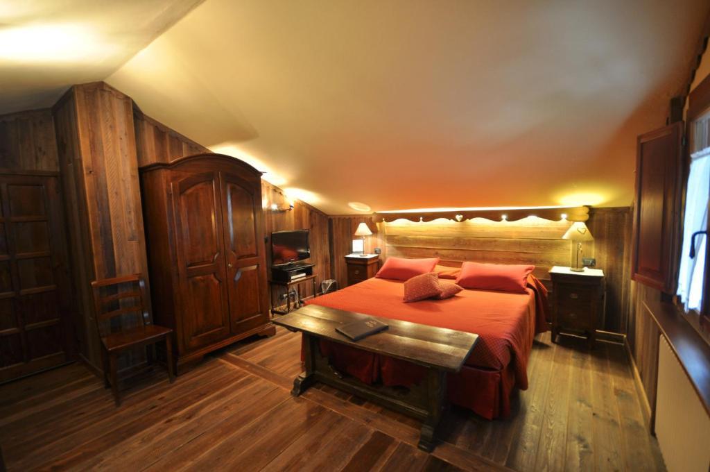 Hotel Maison Saint Jean Courmayeur Bagian luar foto