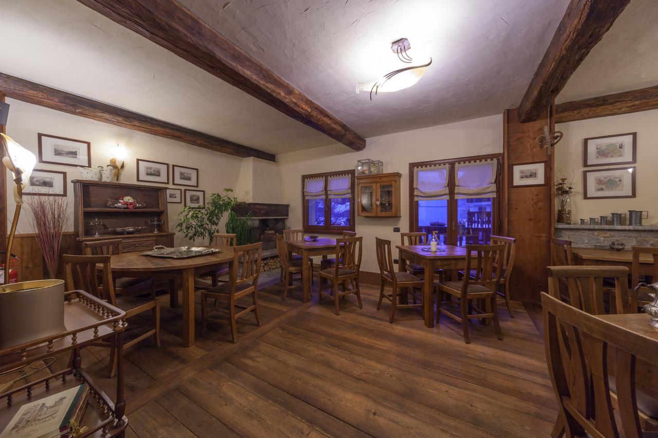 Hotel Maison Saint Jean Courmayeur Bagian luar foto